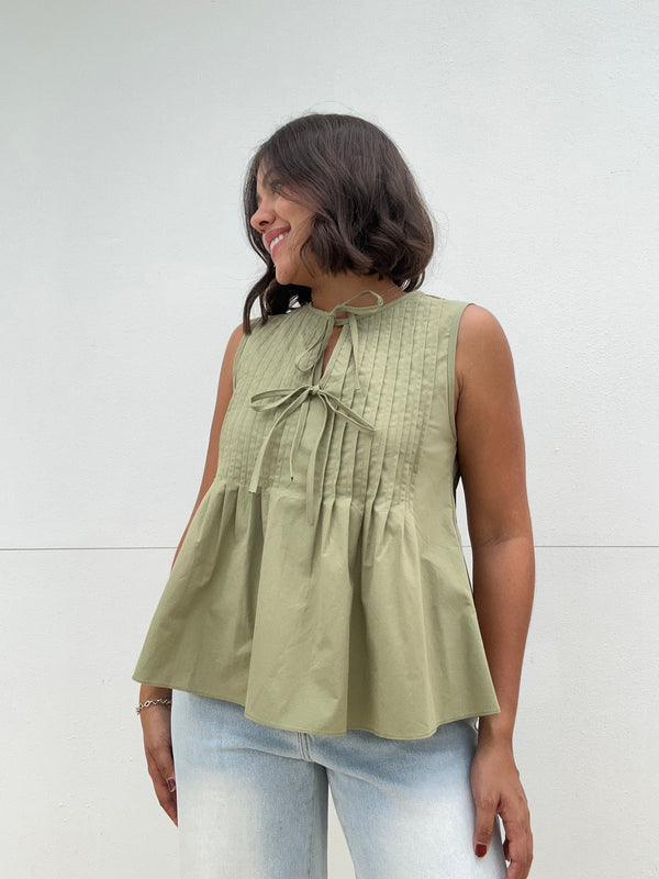 Pintuck Tie Detail Poplin Sleeveless Top