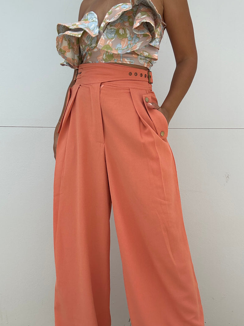 Pocketed Buckle Detail Wide Trousers